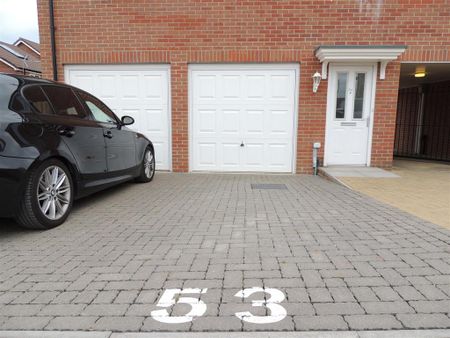 3 bedroom link detached house to rent - Photo 5