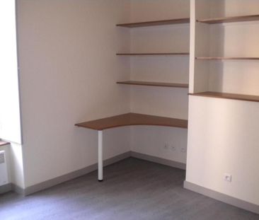 Location Appartement 1 pièce 25m² AUBENAS 07200 - Photo 4