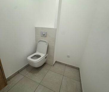 Location Appartement 3 pièces 66m² - Photo 4