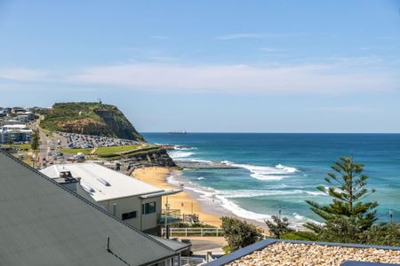 Fully Furnished Beachside Apartment - Photo 4