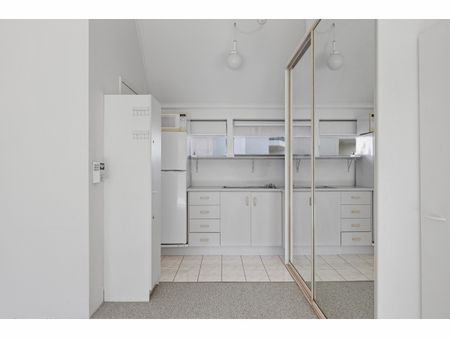 67A / 38 Enderley Avenue, - Photo 4