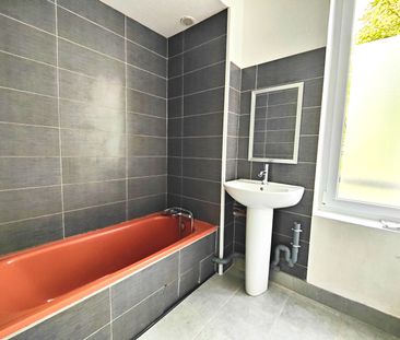 Location Appartement 1 pièce 28m² - Photo 3