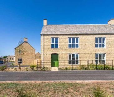 Sivewright Way, Cirencester, Gloucestershire, GL7 - Photo 3