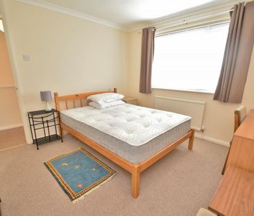 4 bedroom terraced house to rent - Photo 4