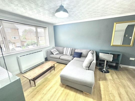 2 bedroom maisonette to rent - Photo 1