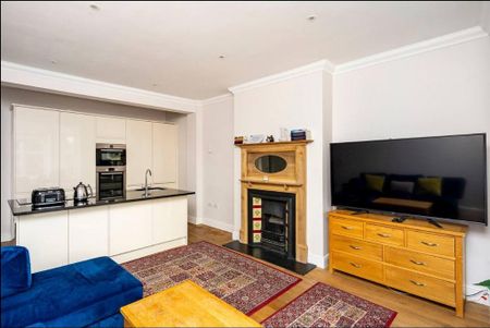 6 bedroom semi-detached house to rent - Photo 5