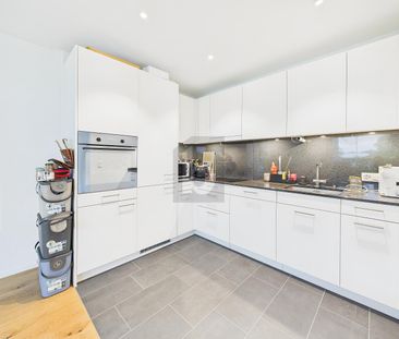 HIGH-QUALITY WITH SUNNY GARDEN - Photo 1