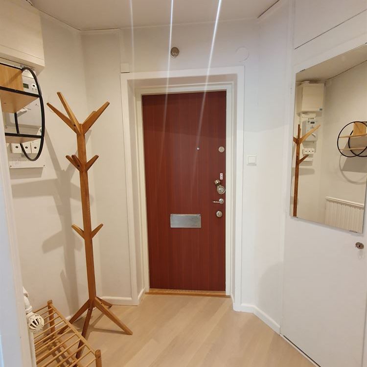 Stockholm, Bandhagen, Harpsundsvägen 41 - Photo 1