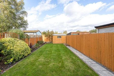 5 bedroom semi-detached house to rent - Photo 5