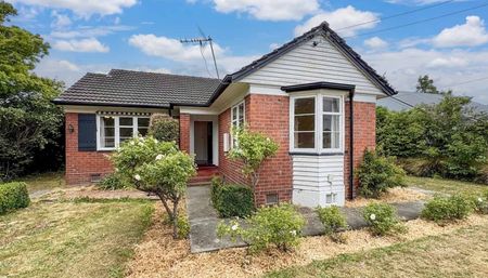 Bryndwr, 2 bedrooms + office - Photo 5