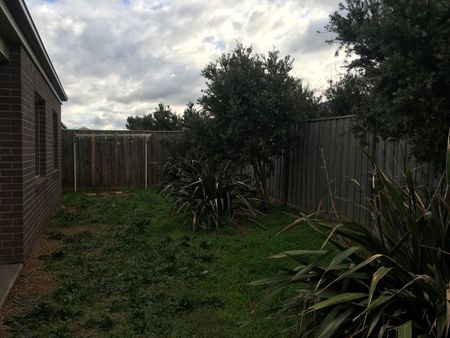 28 Gascoyne Way, Truganina VIC 3029 - Photo 2