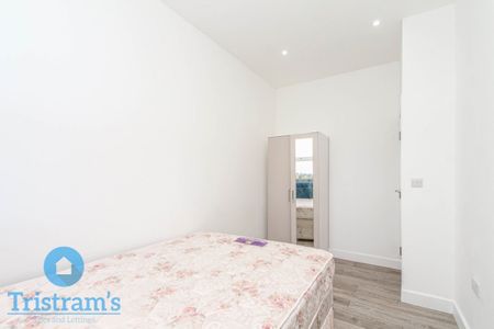 2 bed Flat for Rent - Photo 5