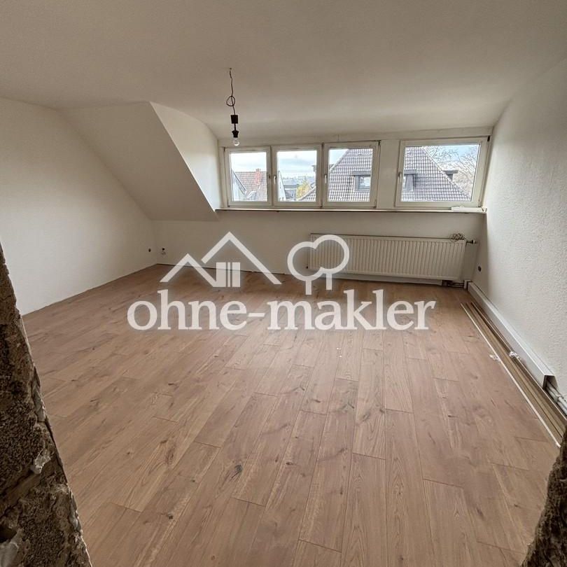 Frisch renovierte 4-Zimmer-Wohnung mit EBK - Photo 1