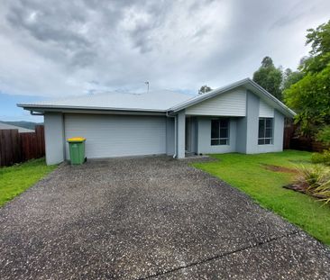 10 Victoria Court, Maudsland, Qld 4210 - Photo 2