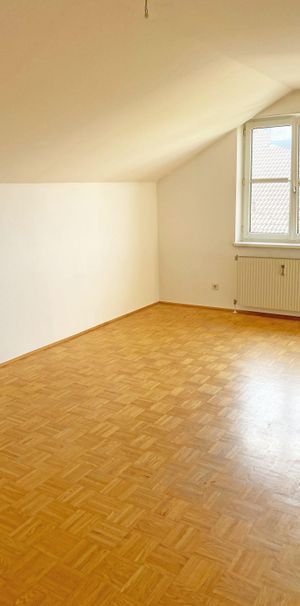 Ideal für Familien! großzügige 4-Zimmer Wohnung - Foto 1