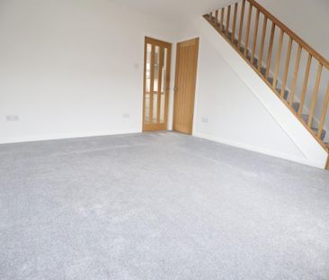 2 bedroom semi-detached house to rent - Photo 2