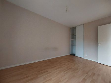 LOCATION APPARTEMENT T2, POITIERS, Breuil-Mingot-Saint-Eloi - Photo 3