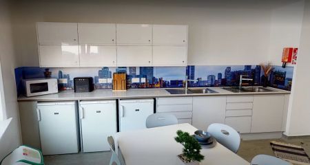 Core En-suite - Photo 3