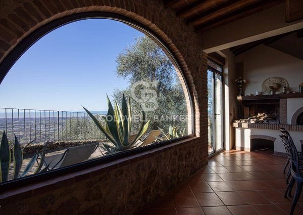 via miramare, 3, Camaiore, Tuscany 55041