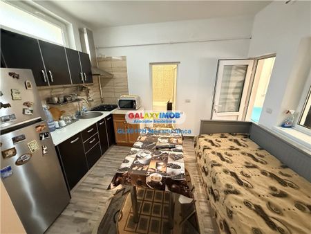 Casa 150 mp, Ultracentral, Ploiesti - Fotografie 2