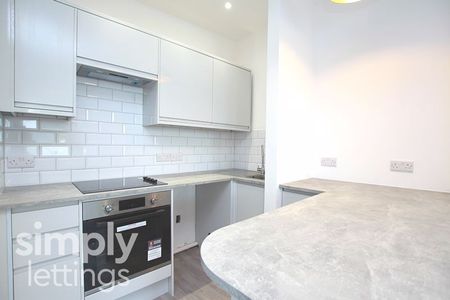 1 Bed property for rent - Photo 4