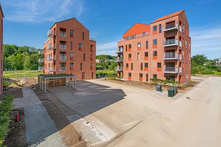 Nyere lejlighed med egen terrasse i hjertet af Kolding - Photo 4