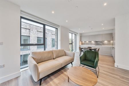 Juniper Crescent, London, SE10 - Photo 3