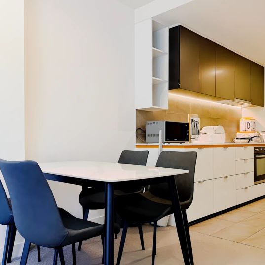 2b2b Master Room - Photo 1