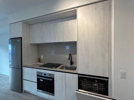 For Lease - 2495 Eglinton Avenue Unit# 2106, Mississauga, Ontario - Photo 3