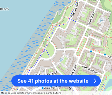 West Thamesmead, London, SE28 - Photo 1