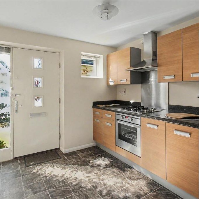 2 bedroom terraced house to rent - Photo 1