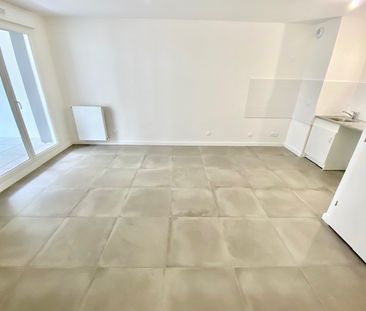 Location Appartement 2 pièces 43m² LYON 3ème - Photo 5