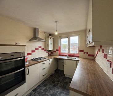 3 bedroom terraced house to rent - Photo 6