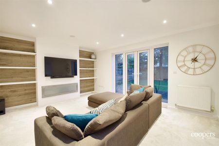 Elmsdene Mews, Northwood, HA6 - Photo 4