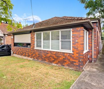 Desirable Two Bedroom Semi - Great Location - Photo 6