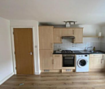 1 Bed Flat, Knowle Road, BS4 - Photo 3
