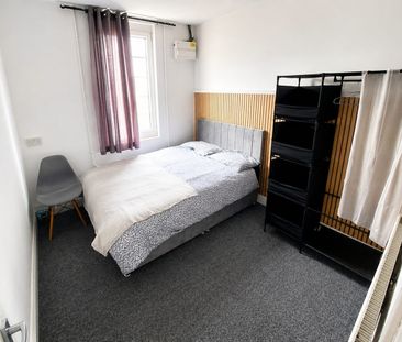 Room in a Shared House, Stratford St, CV2 - Photo 3