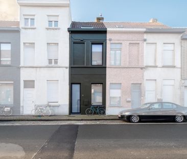 KORTRIJK - Instapklare woning met 2 SLPK. + bureau én stadskoer - Foto 5