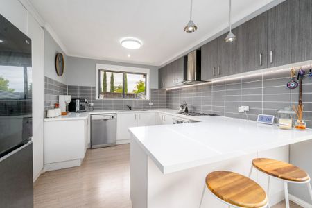 Renovated Home in Quiet Court! - Photo 5