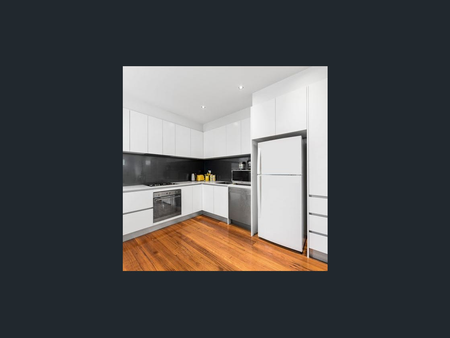 Unit 2, 166 Stanley Street, West Melbourne, VIC - Photo 2