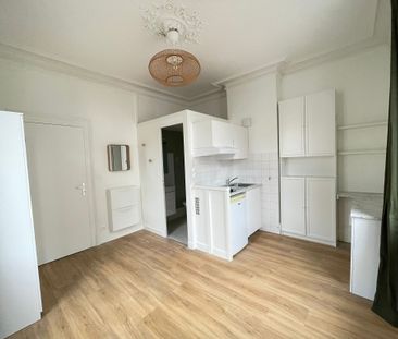 Location Appartement 1 pièce 14m² TOURS 37000 - Photo 2