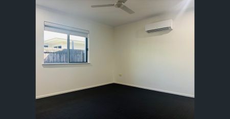 LARGE HOME - WITH RACE TRACK VIEWS - Photo 5