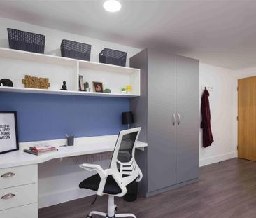 1 bedroom in a flat share to rent - Photo 5
