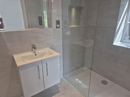 Purley Downs Road, CR2, Property for rent - Photo 3