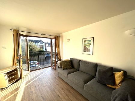 Apt 4 Lesley Mews, 19 Church View, BT18, Holywood - Photo 4