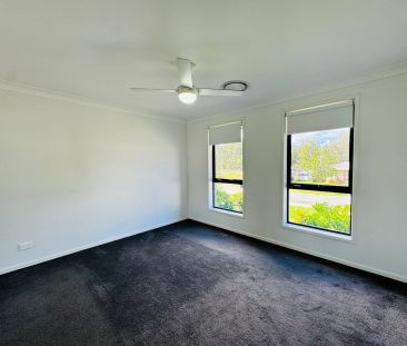 Spacious Family Home - Photo 5