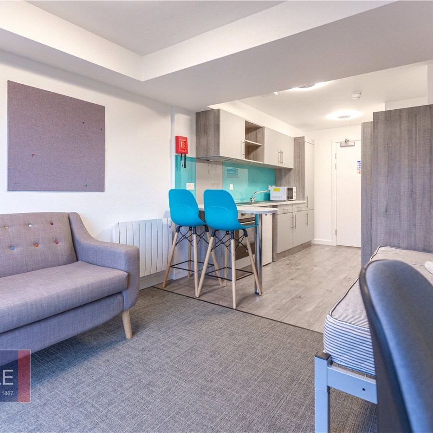 Cheswick Campus, - Photo 1