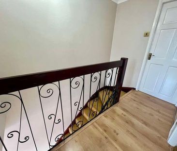 Trinity Close, Northwood, HA6 - Photo 4