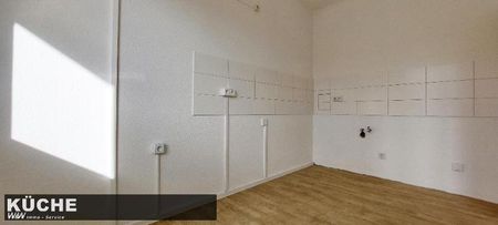 Einbauküche, große 3 Zimmer, Balkon, frisch saniert, Aufzug - Photo 4