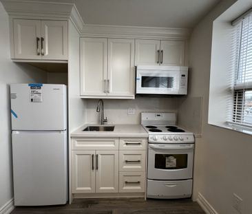 For Lease - 1987 Lawrence Avenue Unit# 1, Toronto, Ontario - Photo 4